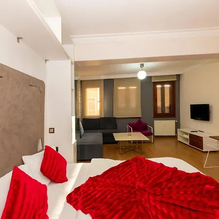 Taksim Full House 3*