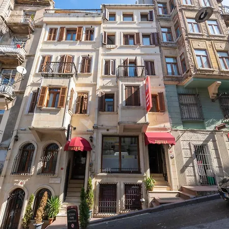 Taksim Full House Istanbul