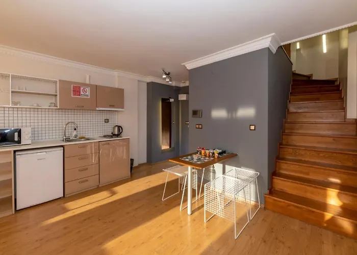 Taksim Full House Aparthotel