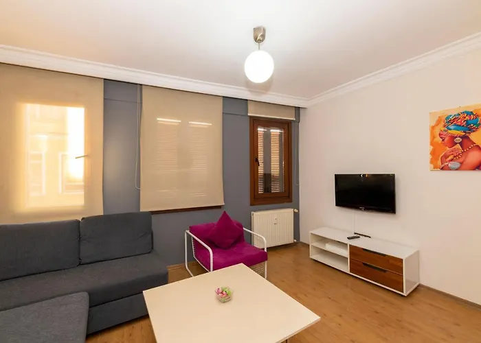 Aparthotel Taksim Full House 3*