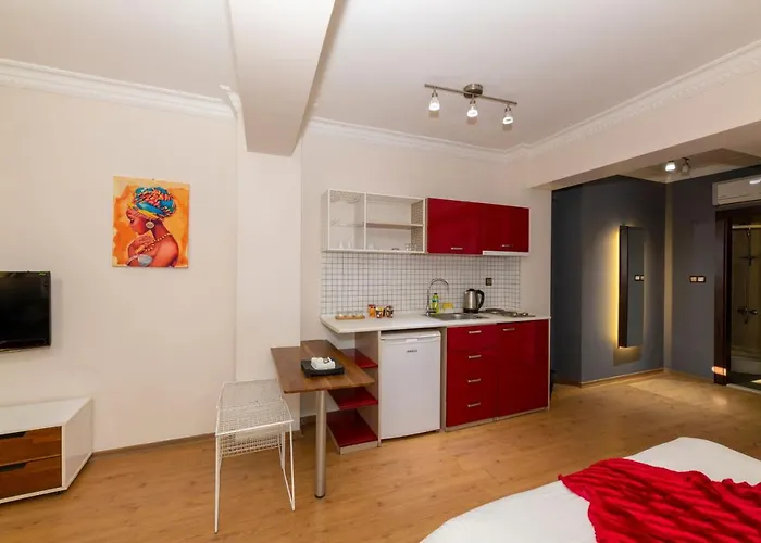 Taksim Full House Aparthotel