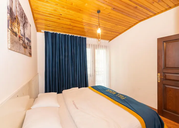 Aparthotel Taksim Full House