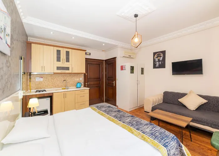 Taksim Full House Istanbul