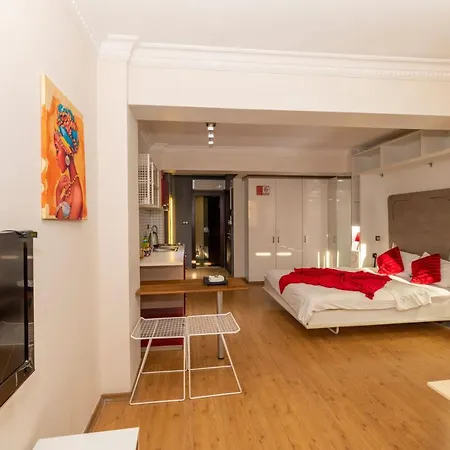 Taksim Full House 3*