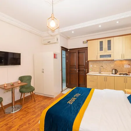 Apart Otel Taksim Full House