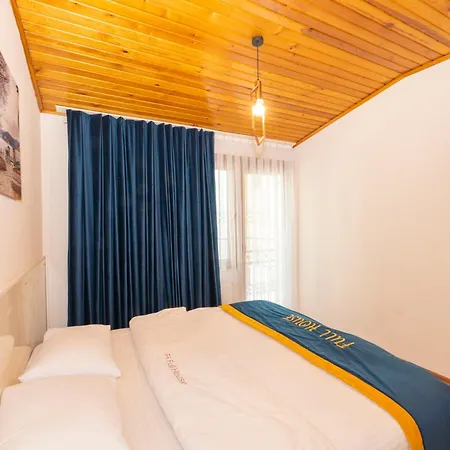 Aparthotel Taksim Full House